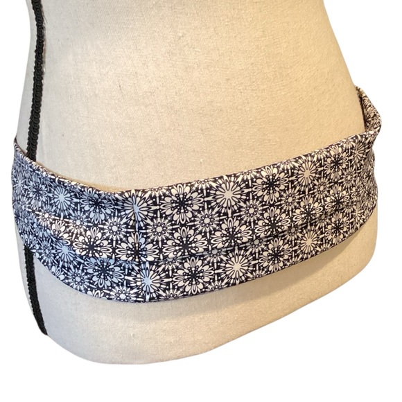 Bandi Classic Pocket Belt Waist Money Fanny Running Walking Phone Travel Navy - Picture 1 of 6